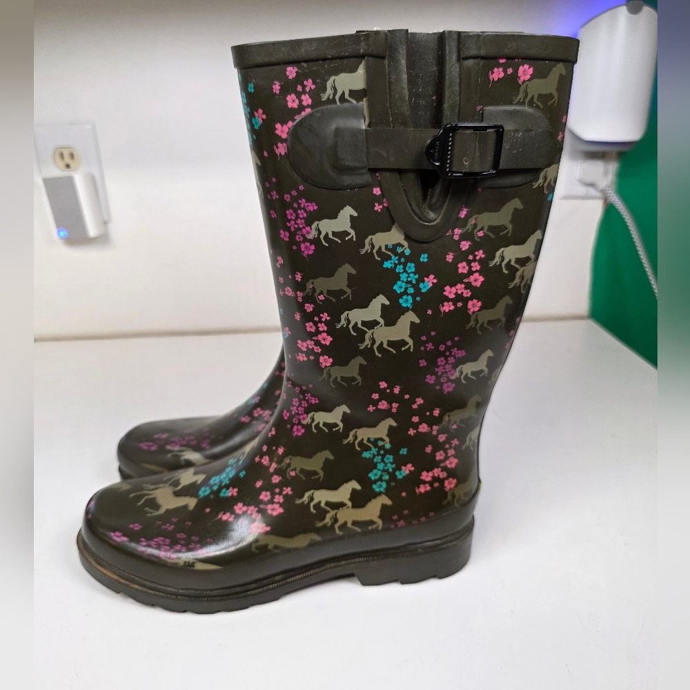 Western Chief Horse Print Rain Boots | Size 8 | Floral Horse Pattern